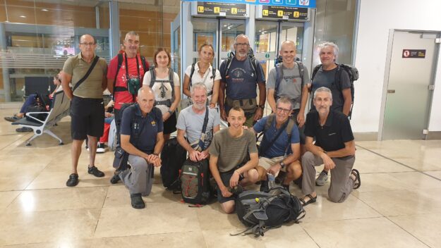 Todo el grupo a nuestra salida en Madrid.